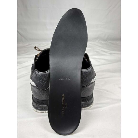 Men\'s Size 10.5 Louis Vuitton Runaway Tricolor Monogram SPB-JB 366624